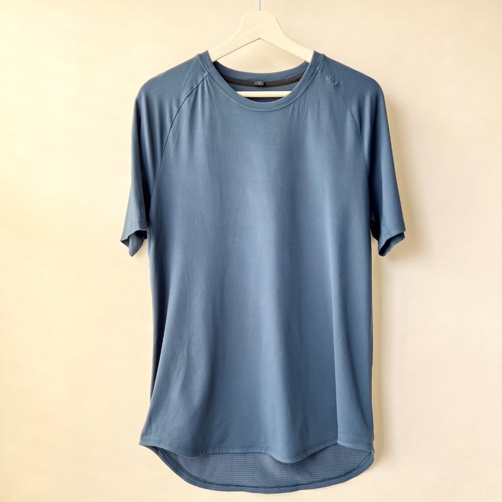 lululemon athletica Blue Short Sleeve Tee